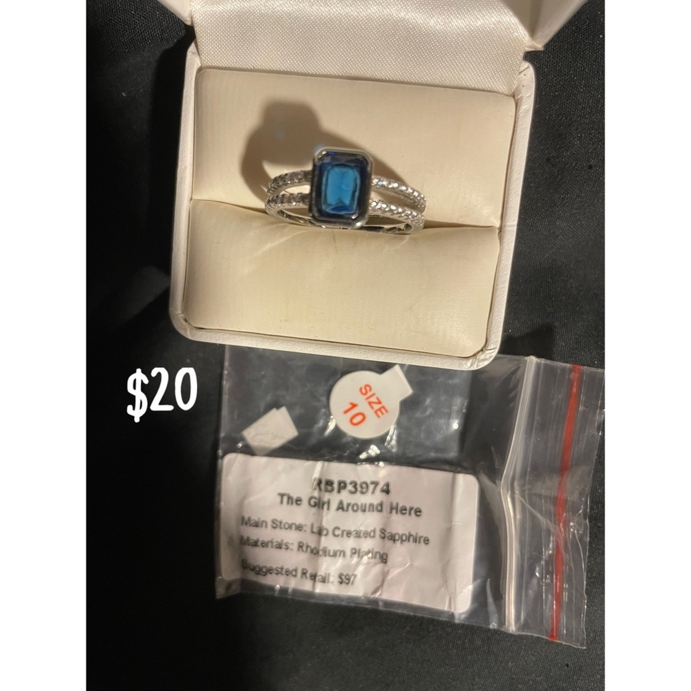 The Girl Around Here Silver Ring with Blue Sapphire